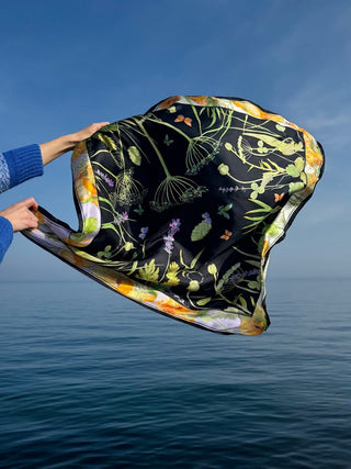 Silketørklæde, Wild Nature